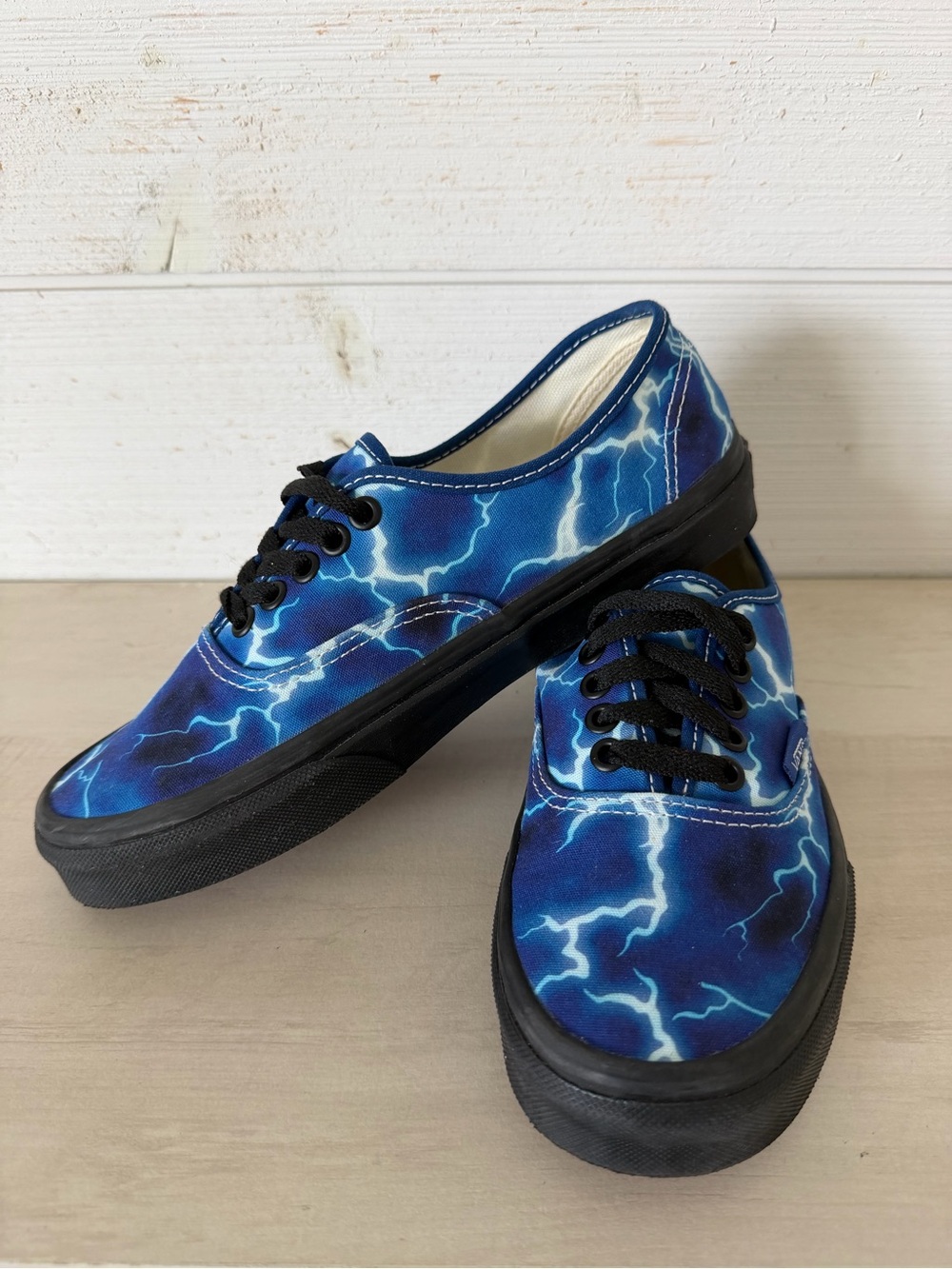 Vans Authentic Lightning Sneakers Men’s Size 6.5 Women 8.0 Size Blue Black NEW
